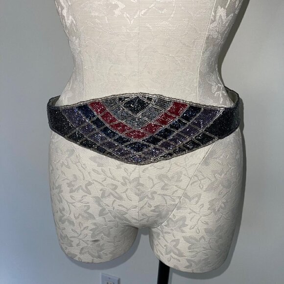 Vintage Belt Womens One Size OSFM Beaded Silver Multicolor Hook Loop Closure